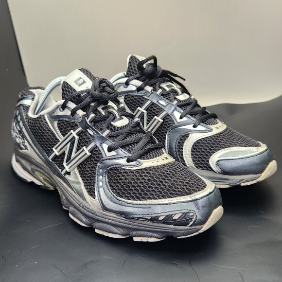 New Balance 749 (2009) - Picture 3 of 5